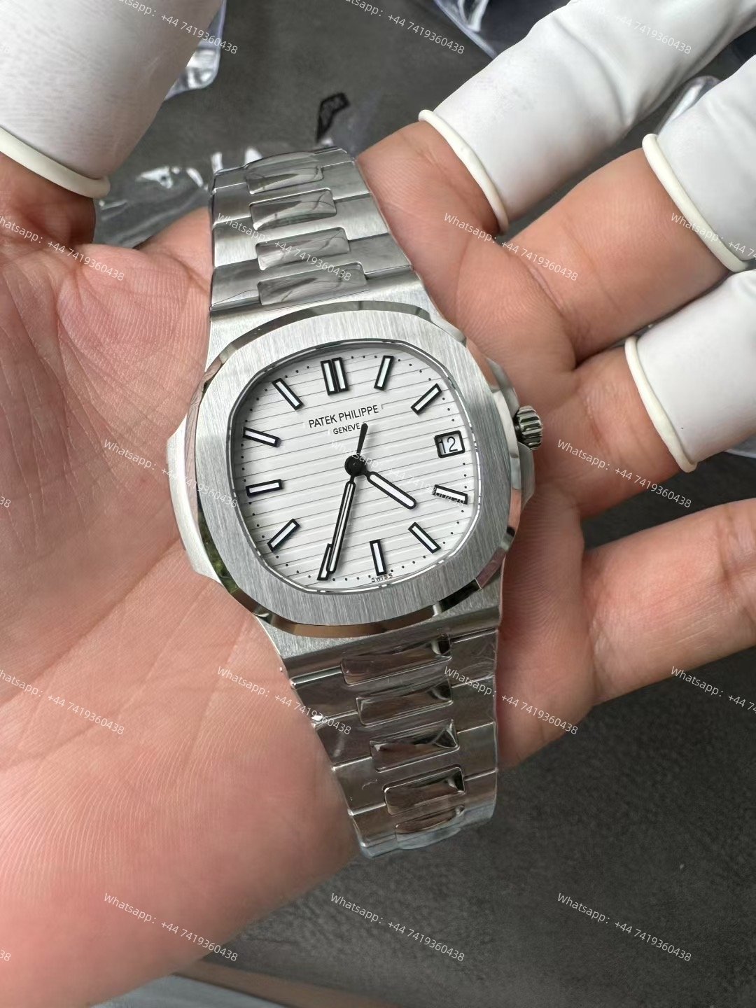 Patek Philippe Super Clone Nautilus 5711 White Dial 40MM