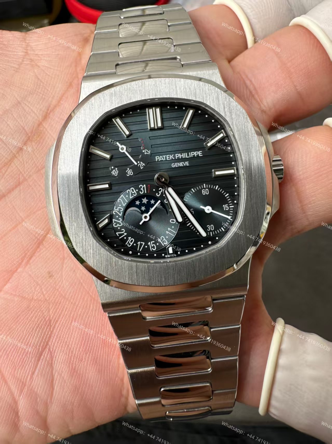 Patek Philippe Super Clone Nautilus 5712/1A-001  Moon Phase 40MM