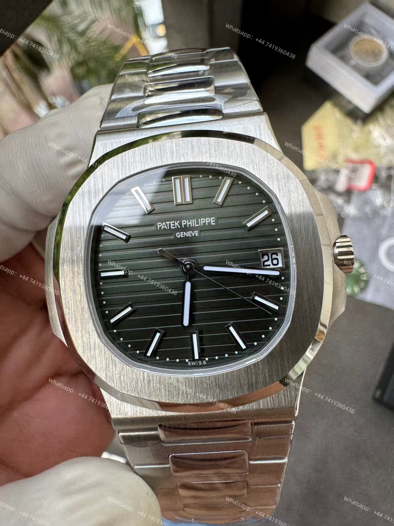 Patek Philippe Super Clone Nautilus 5711 Green Dial 40MM