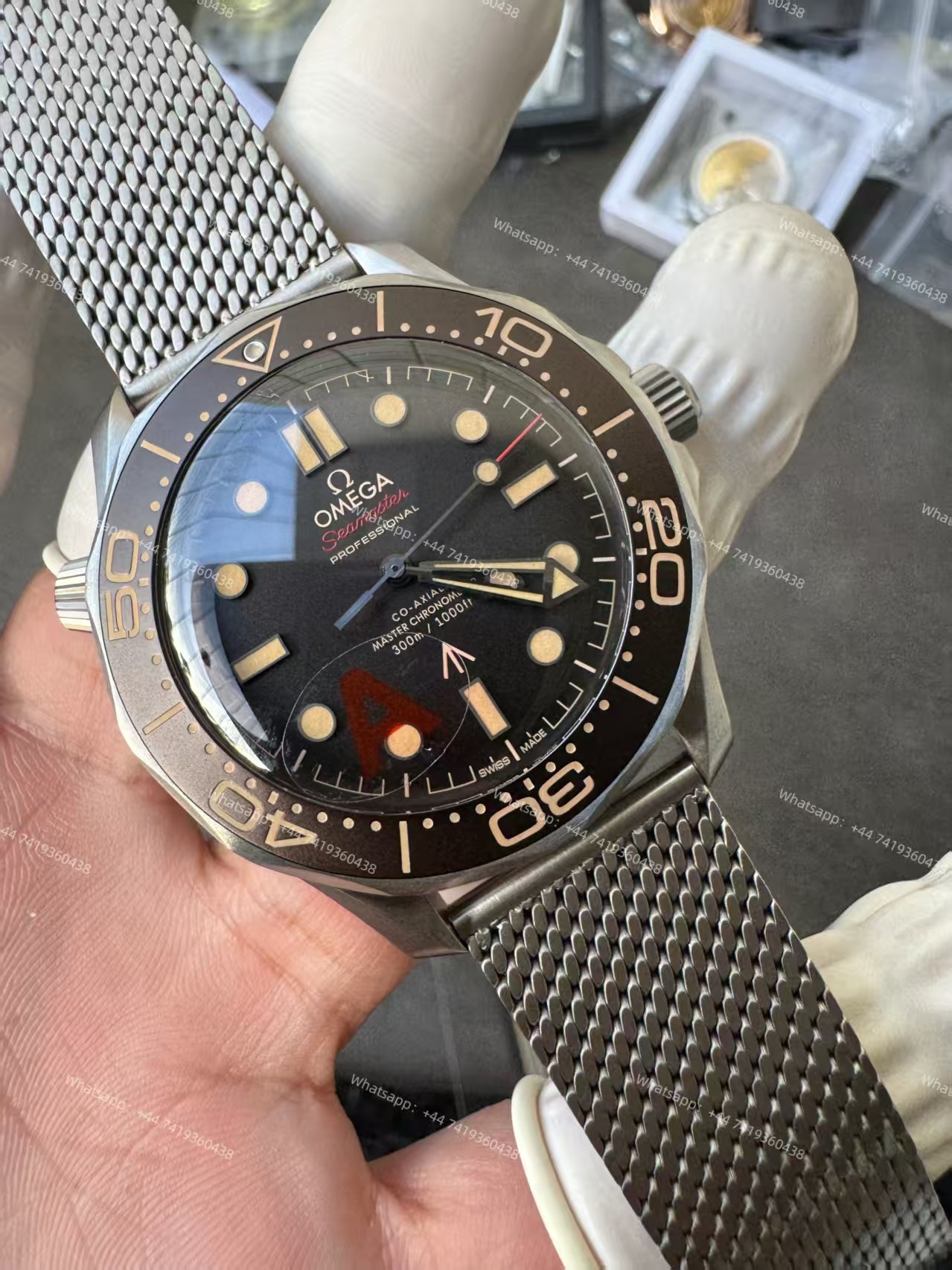 Omega Super Clone Seamaster Diver 300M “No Time To Die” 42mm 210.90.42.20.01.001