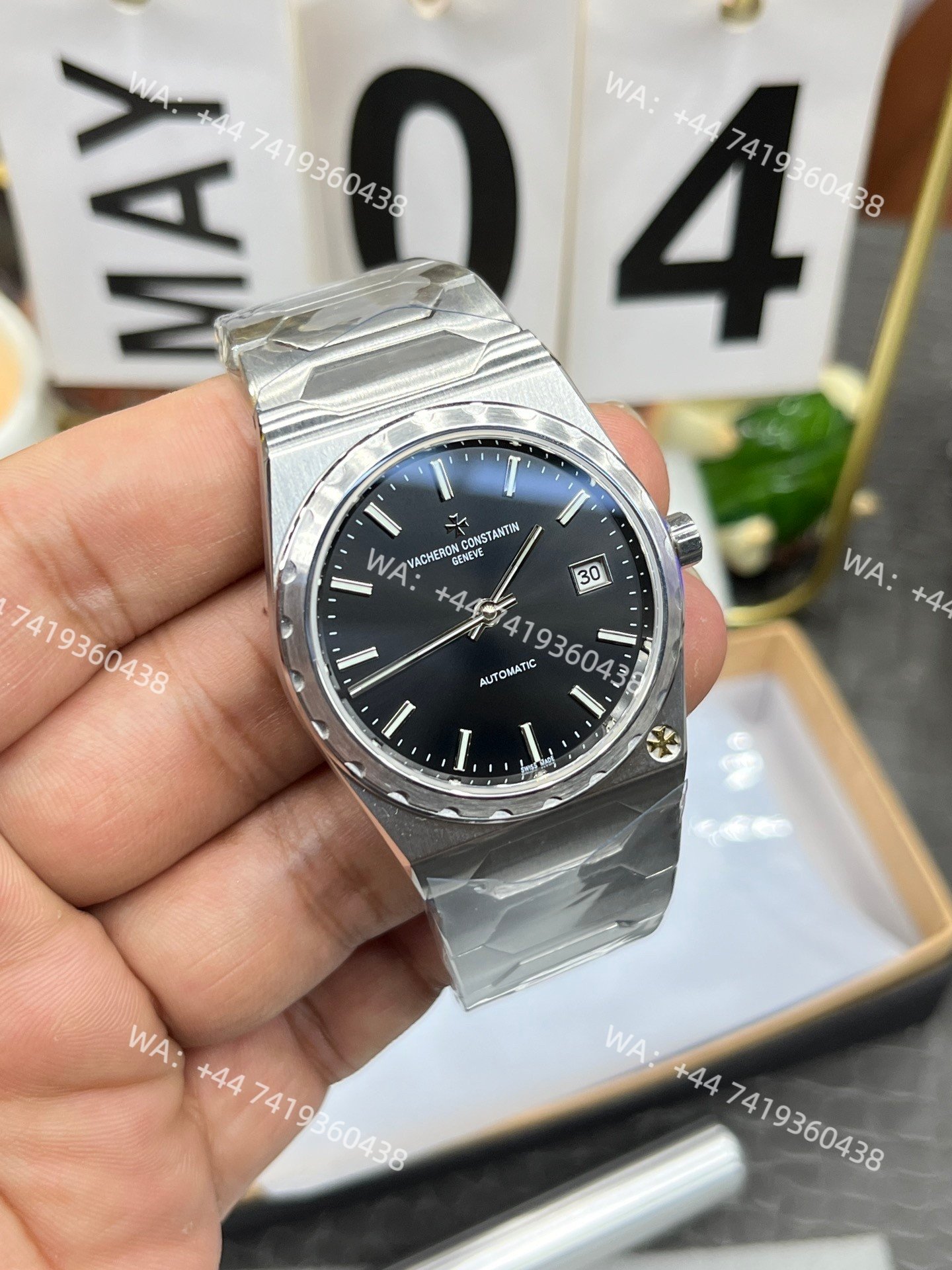 Super Clone Vacheron Constantin Historiques 222 4200H/222G-B956 - 37mm Black Dial Steel Watch