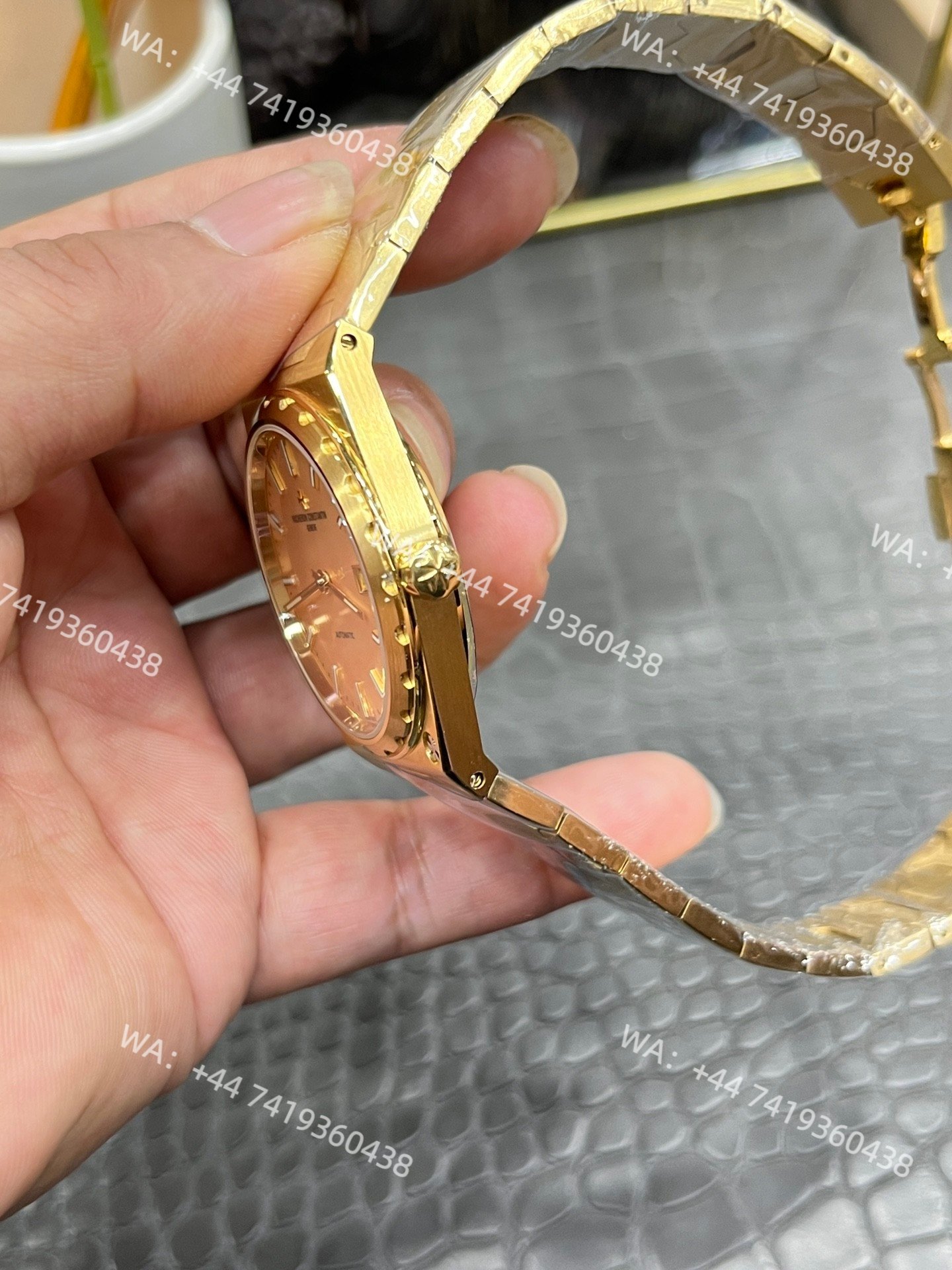 Super Clone Vacheron Constantin Historiques 222 4200H/222J-B935 - Gold Dial