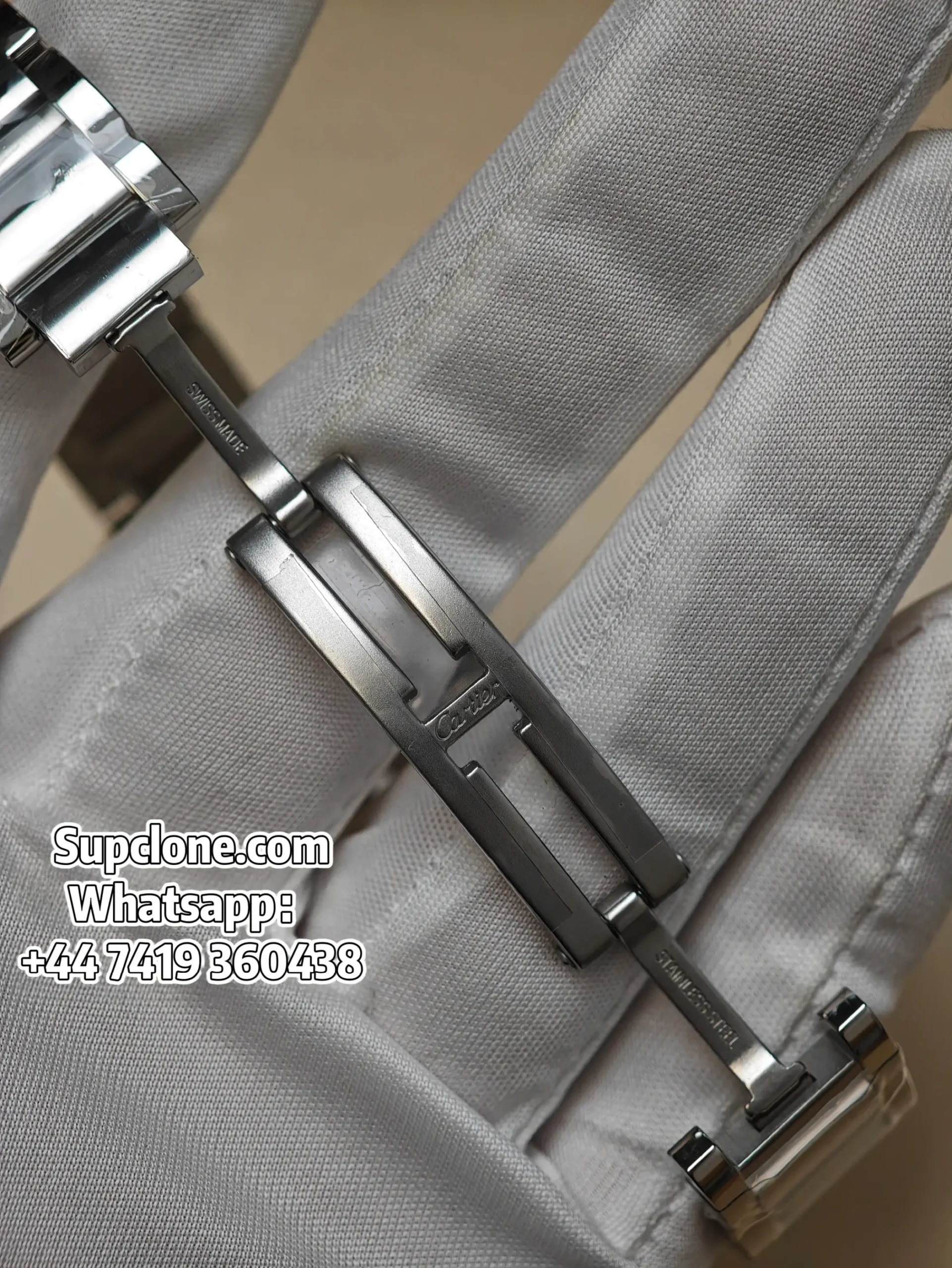 Cartier Tank WSTA0107 29.5×22mm Super Clone Quartz Replica Steel Bracelet