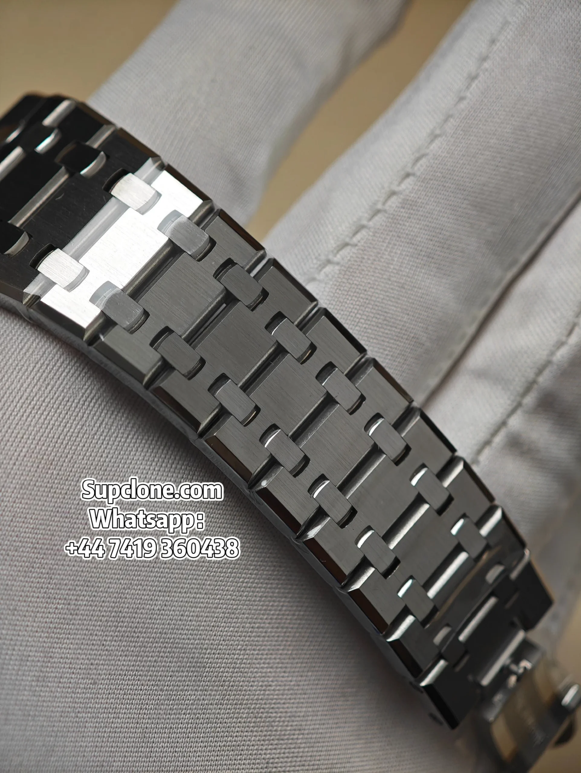 Audemars Piguet Super Clone 11 Royal Oak 15500 White Dial (10) Audemars Piguet Super Clone 1:1 Royal Oak 15500 White Dial