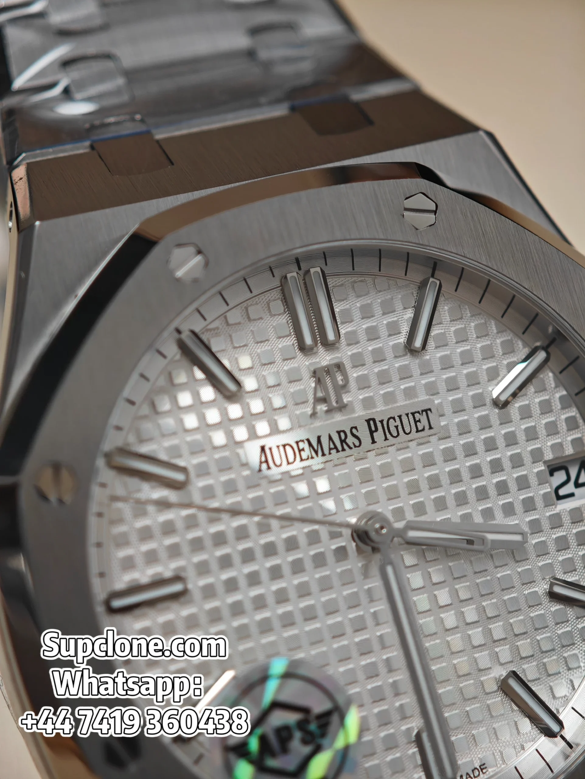 Audemars Piguet Super Clone 11 Royal Oak 15500 White Dial (12) Audemars Piguet Super Clone 1:1 Royal Oak 15500 White Dial