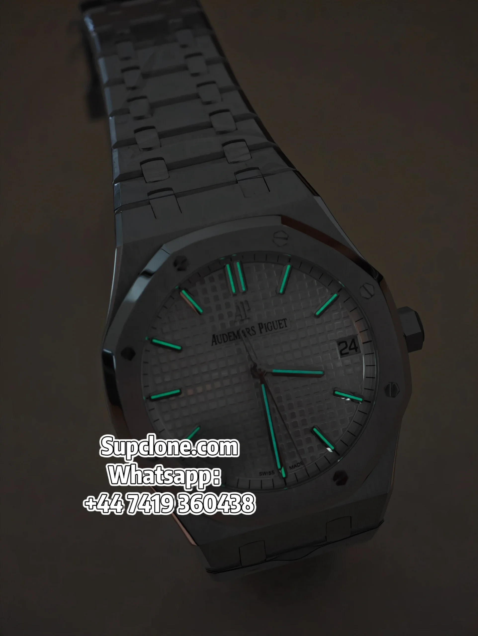 Audemars Piguet Super Clone 11 Royal Oak 15500 White Dial (16) Audemars Piguet Super Clone 1:1 Royal Oak 15500 White Dial