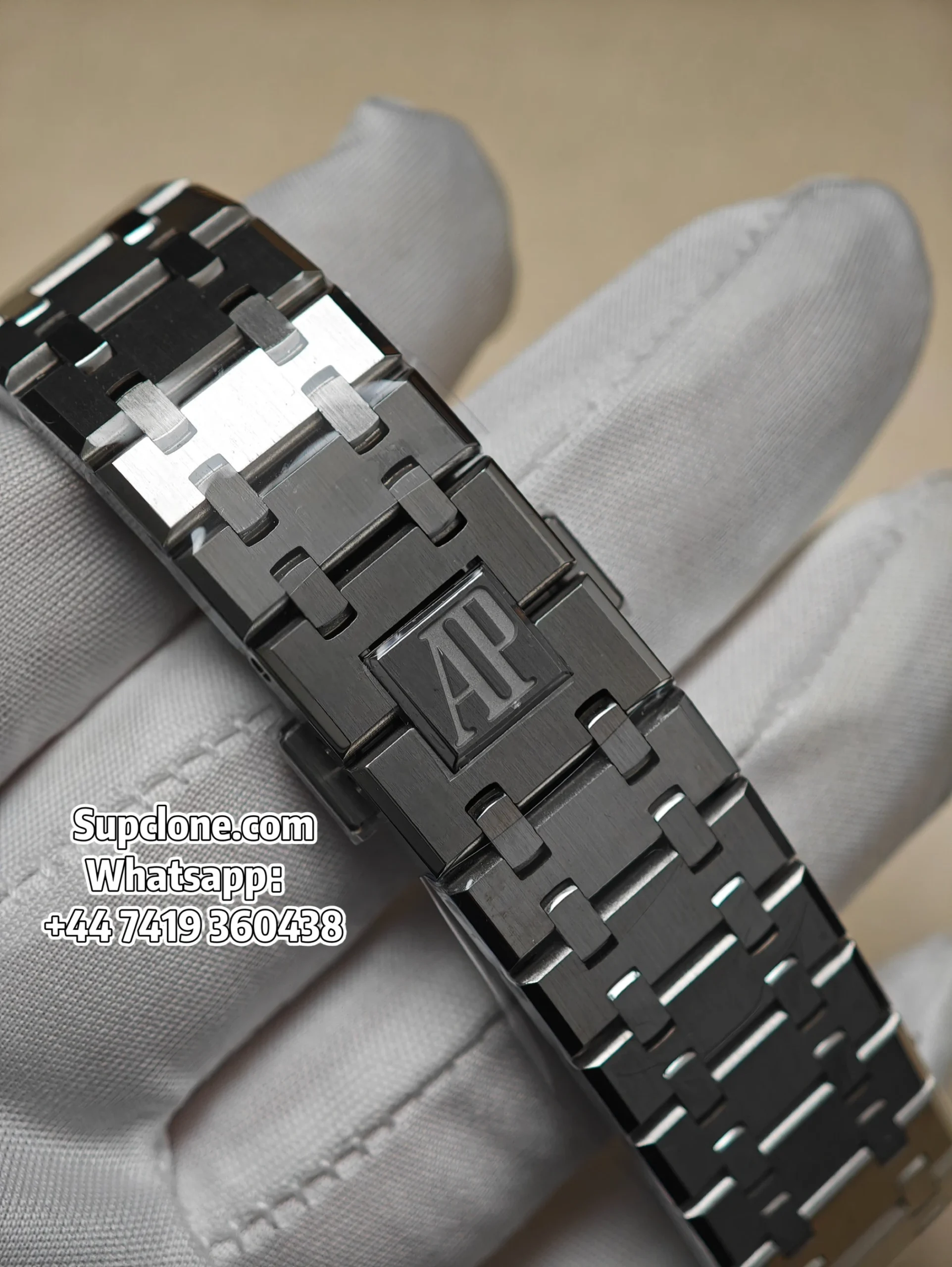 Audemars Piguet Super Clone 11 Royal Oak 15500 White Dial (4) Audemars Piguet Super Clone 1:1 Royal Oak 15500 White Dial