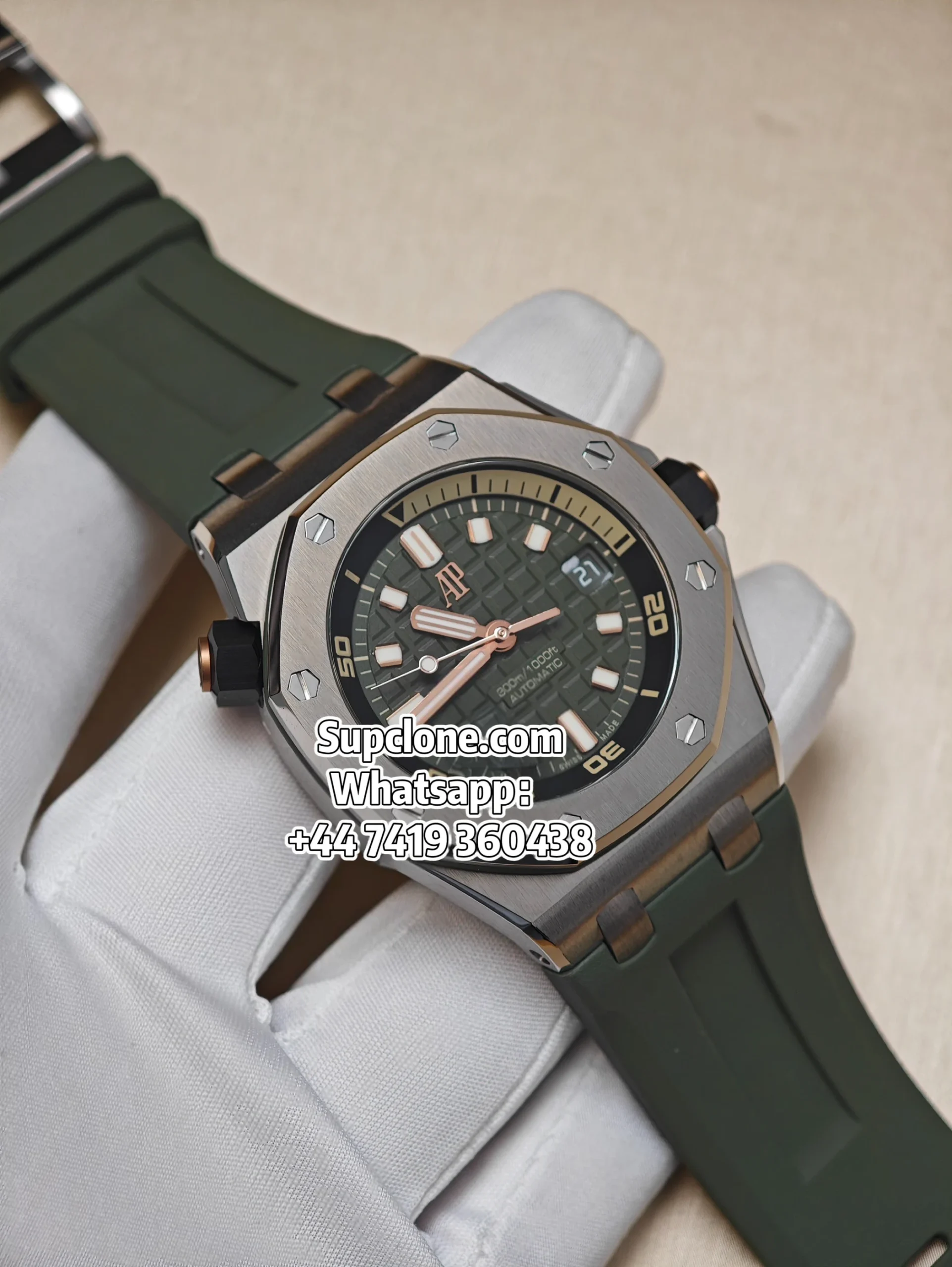 Audemars Piguet Super Clone 11 Royal Oak Offshore 15720 Green Dial (1) Audemars Piguet Super Clone 1:1 Royal Oak Offshore 15720 Green Dial