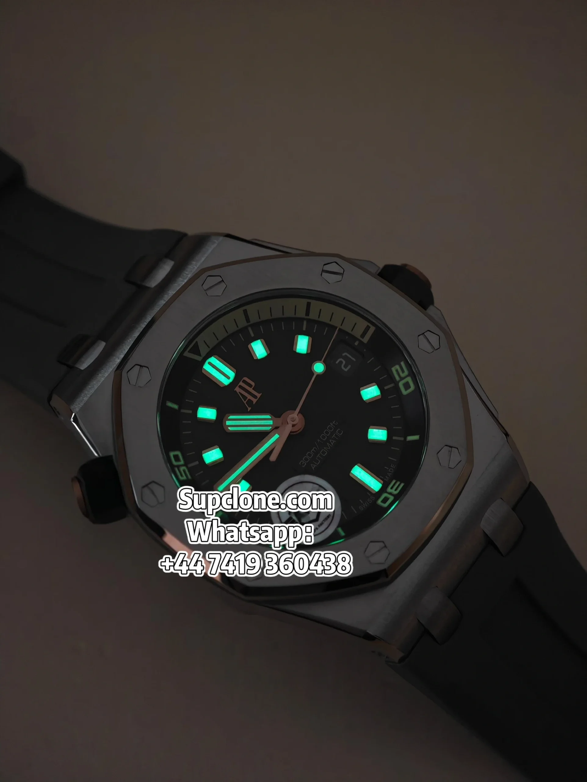 Audemars Piguet Super Clone 11 Royal Oak Offshore 15720 Green Dial (12) Audemars Piguet Super Clone 1:1 Royal Oak Offshore 15720 Green Dial