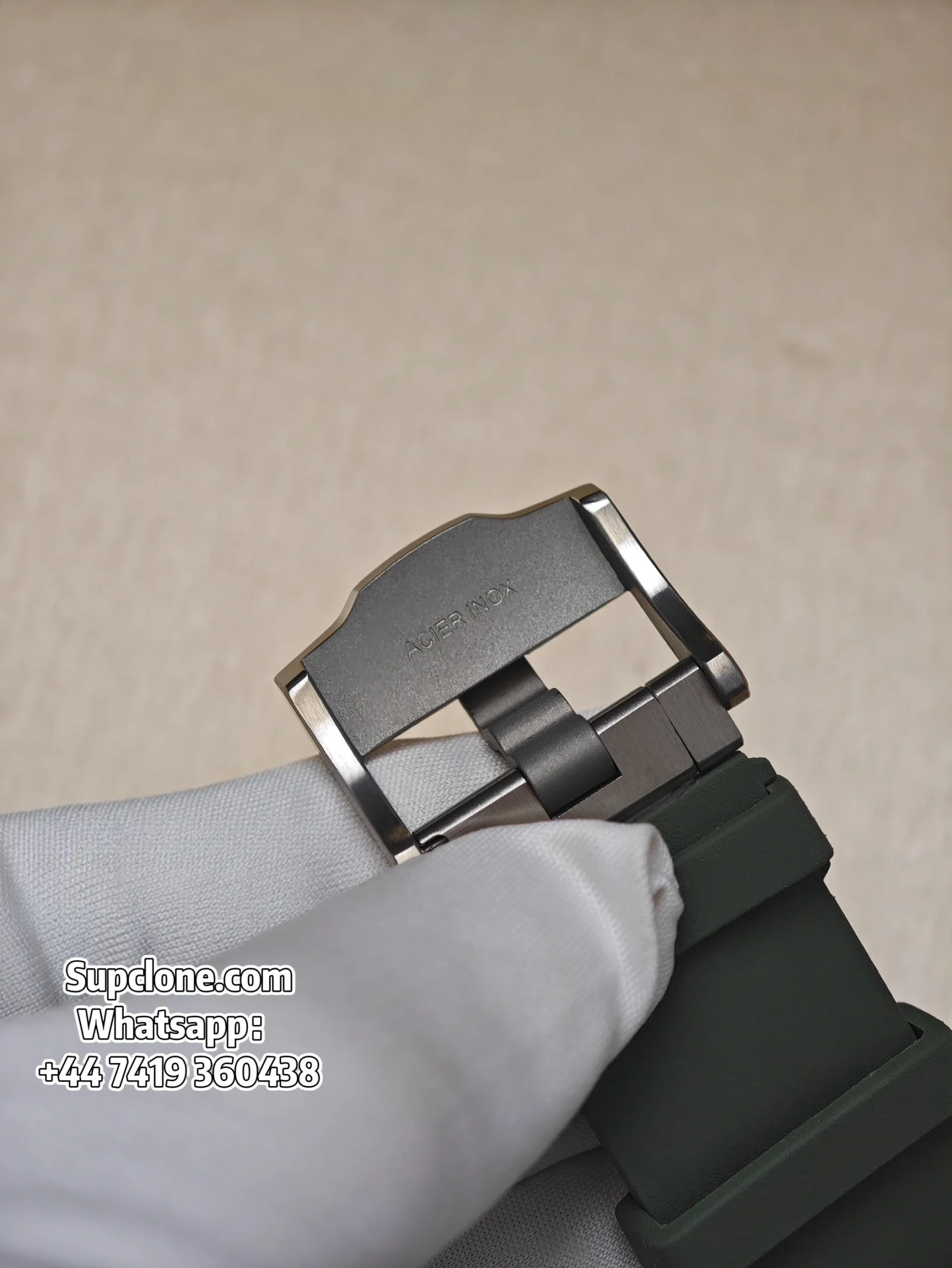 Audemars Piguet Super Clone 11 Royal Oak Offshore 15720 Green Dial (5) Audemars Piguet Super Clone 1:1 Royal Oak Offshore 15720 Green Dial