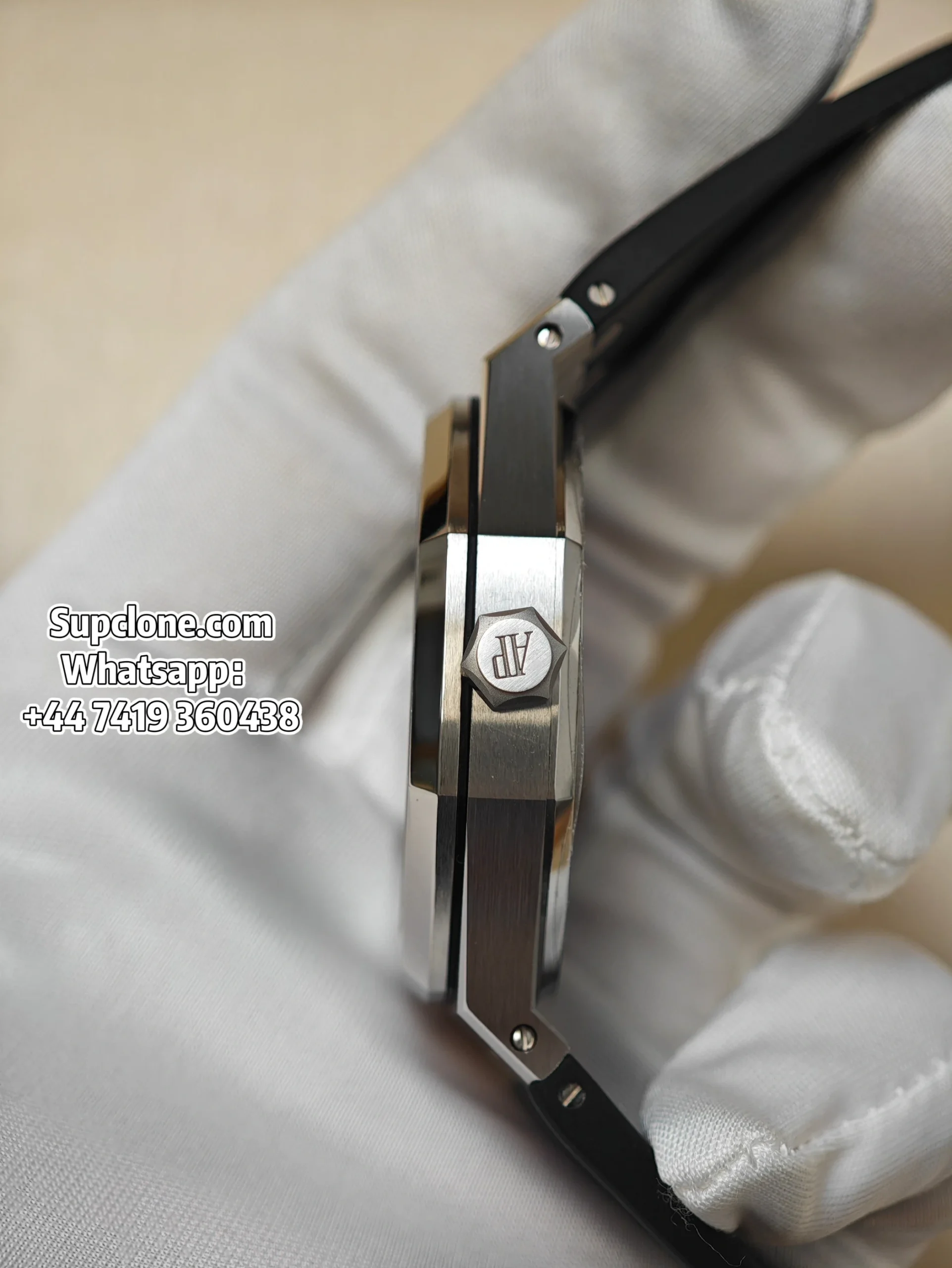 Audemars Piguet Super Clone Royal Oak 15510 Green Dial Black Rubber Strap (3) Audemars Piguet Super Clone Royal Oak 15510 Green Dial Black Rubber Strap