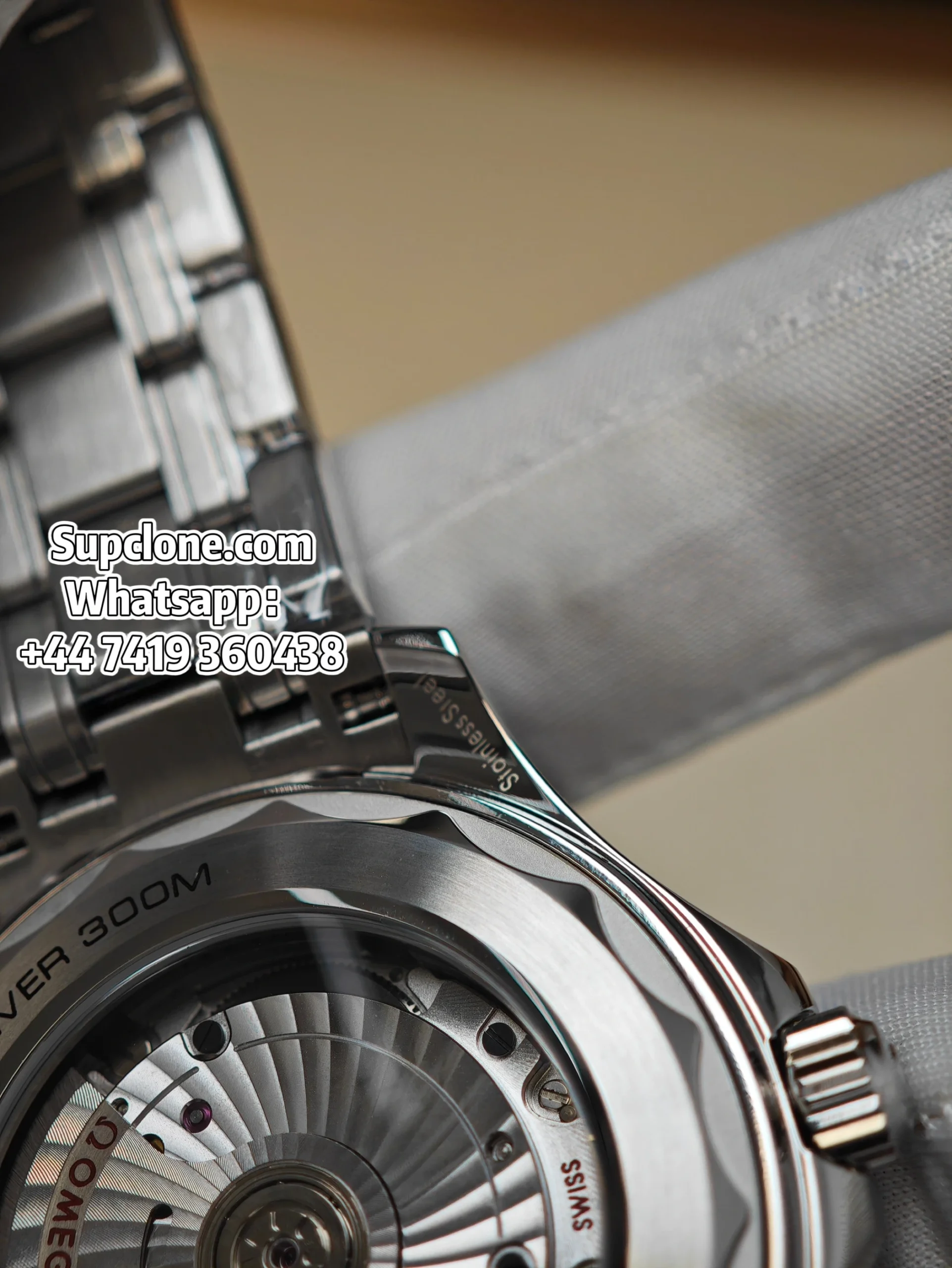 OMEGA Super Clone Seamaster Diver 300M 210.30.42.20.03.001 42mm