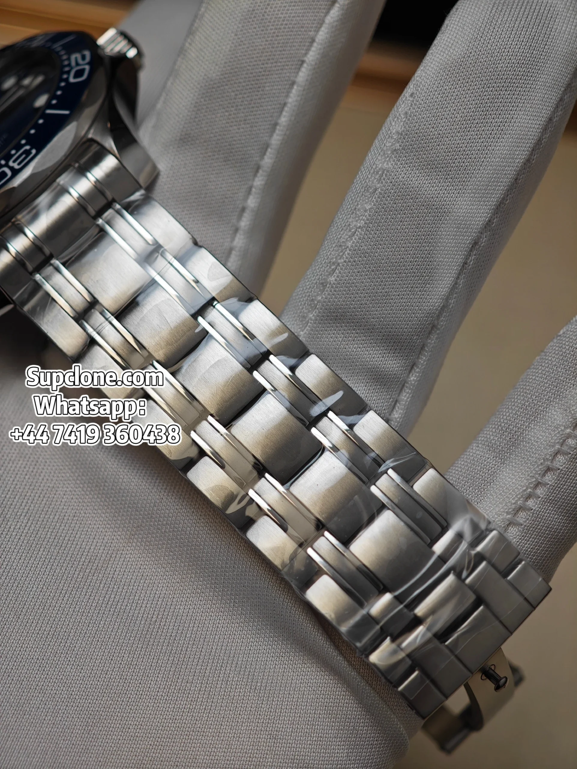 OMEGA Super Clone Seamaster Diver 300M 210.30.42.20.03.001 42mm