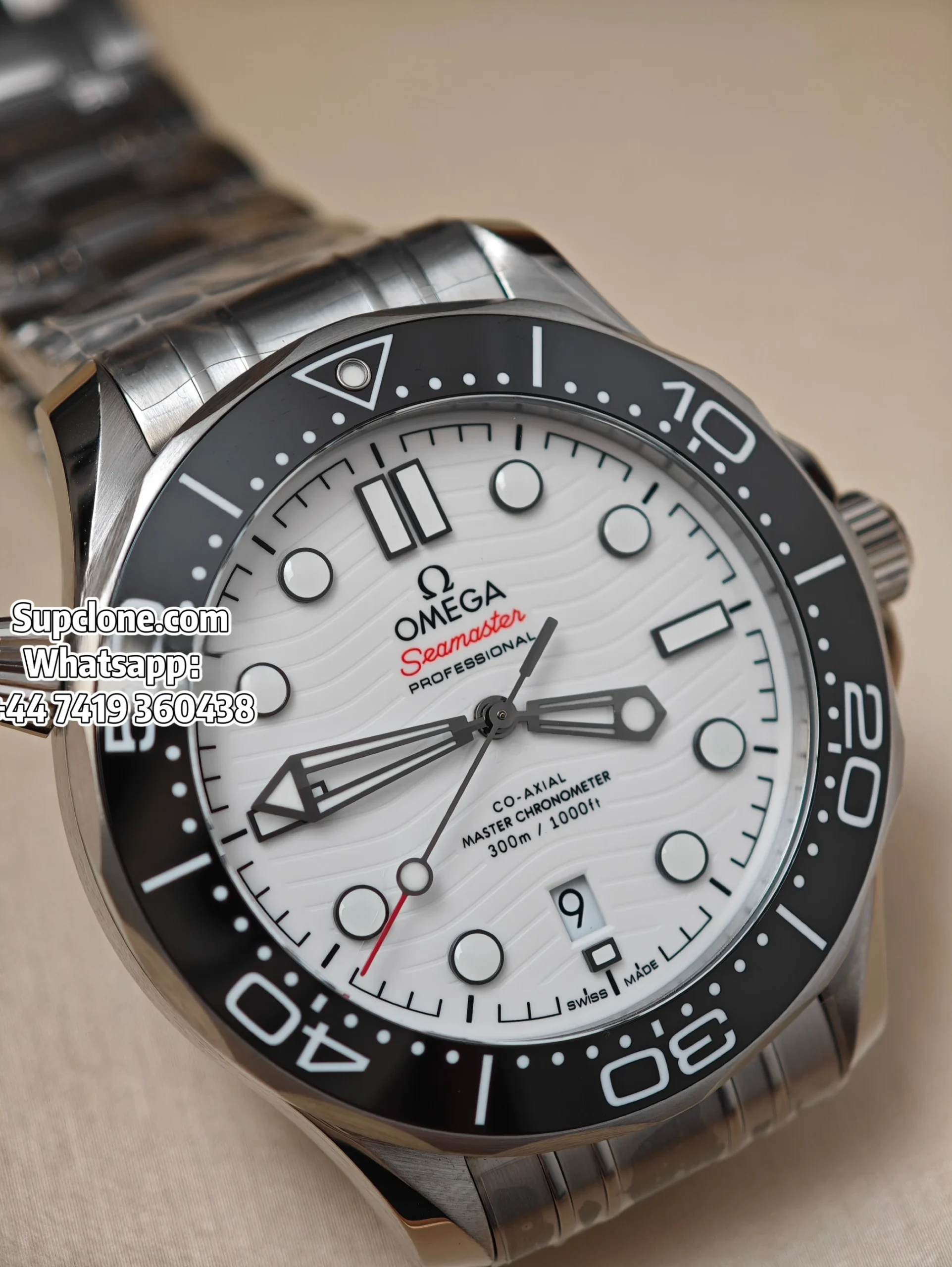 OMEGA Super Clone Seamaster Diver 300M 210.30.42.20.04.001 42mm