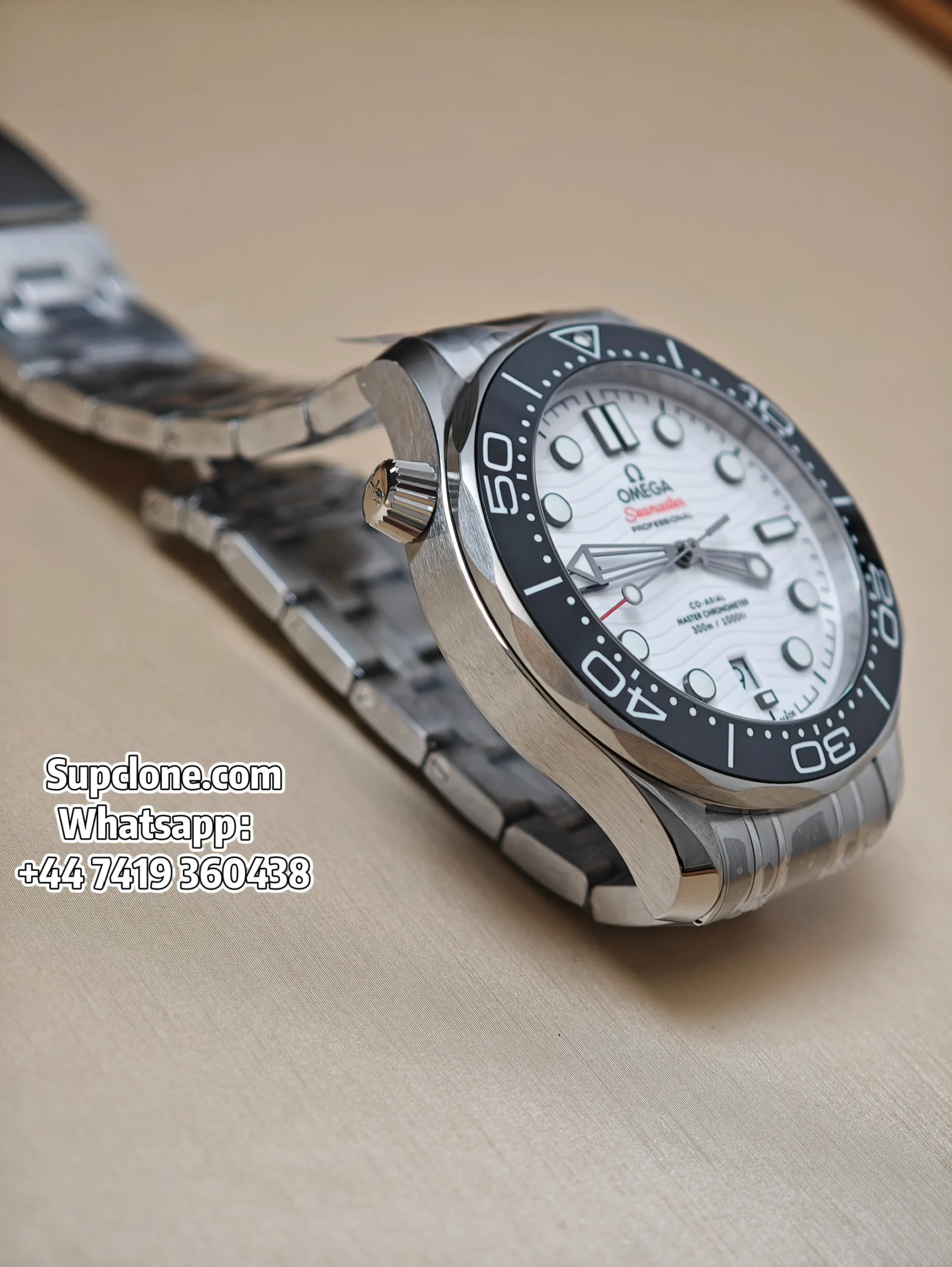 OMEGA Super Clone Seamaster Diver 300M 210.30.42.20.04.001 42mm