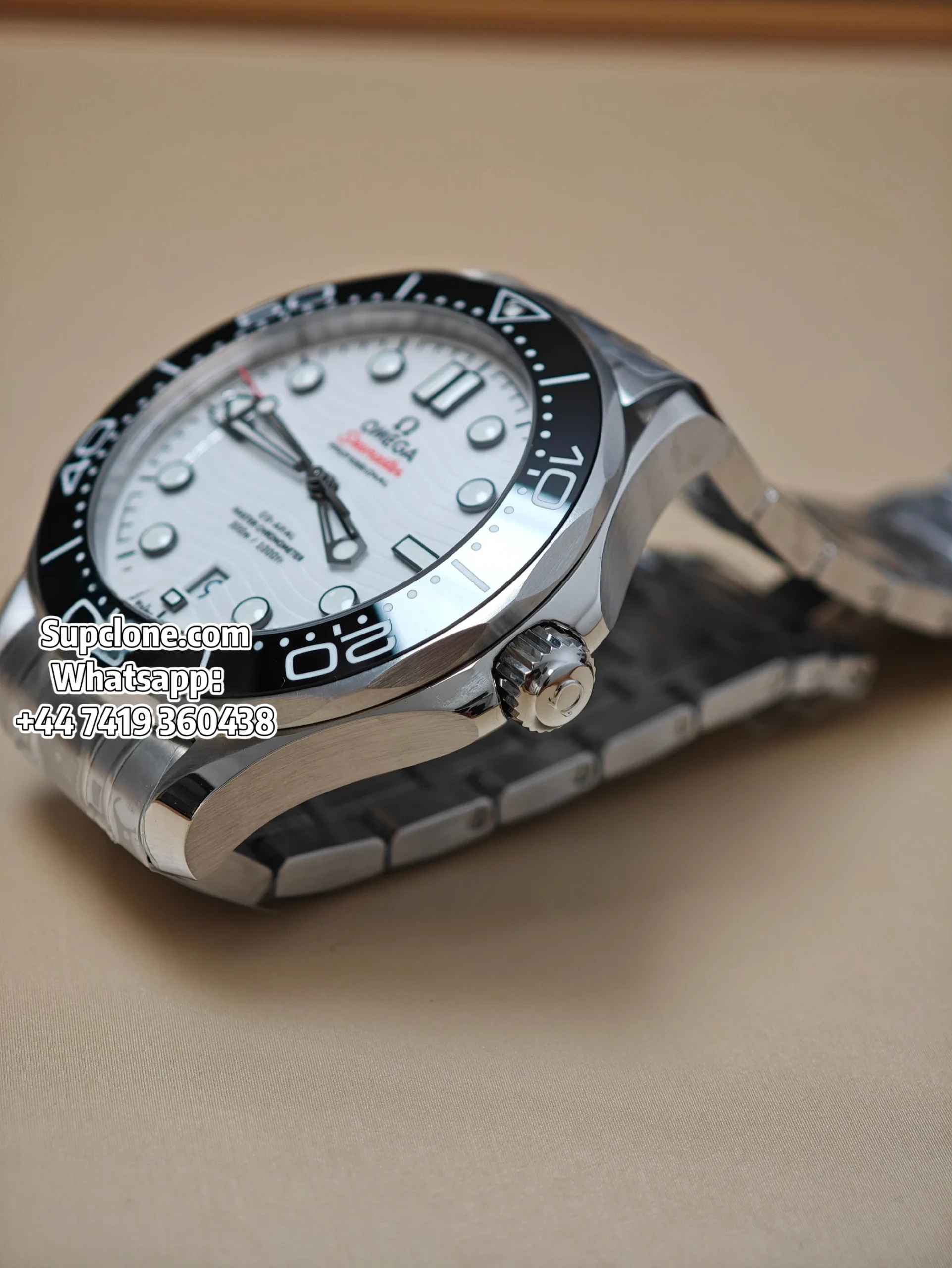 OMEGA Super Clone Seamaster Diver 300M 210.30.42.20.04.001 42mm