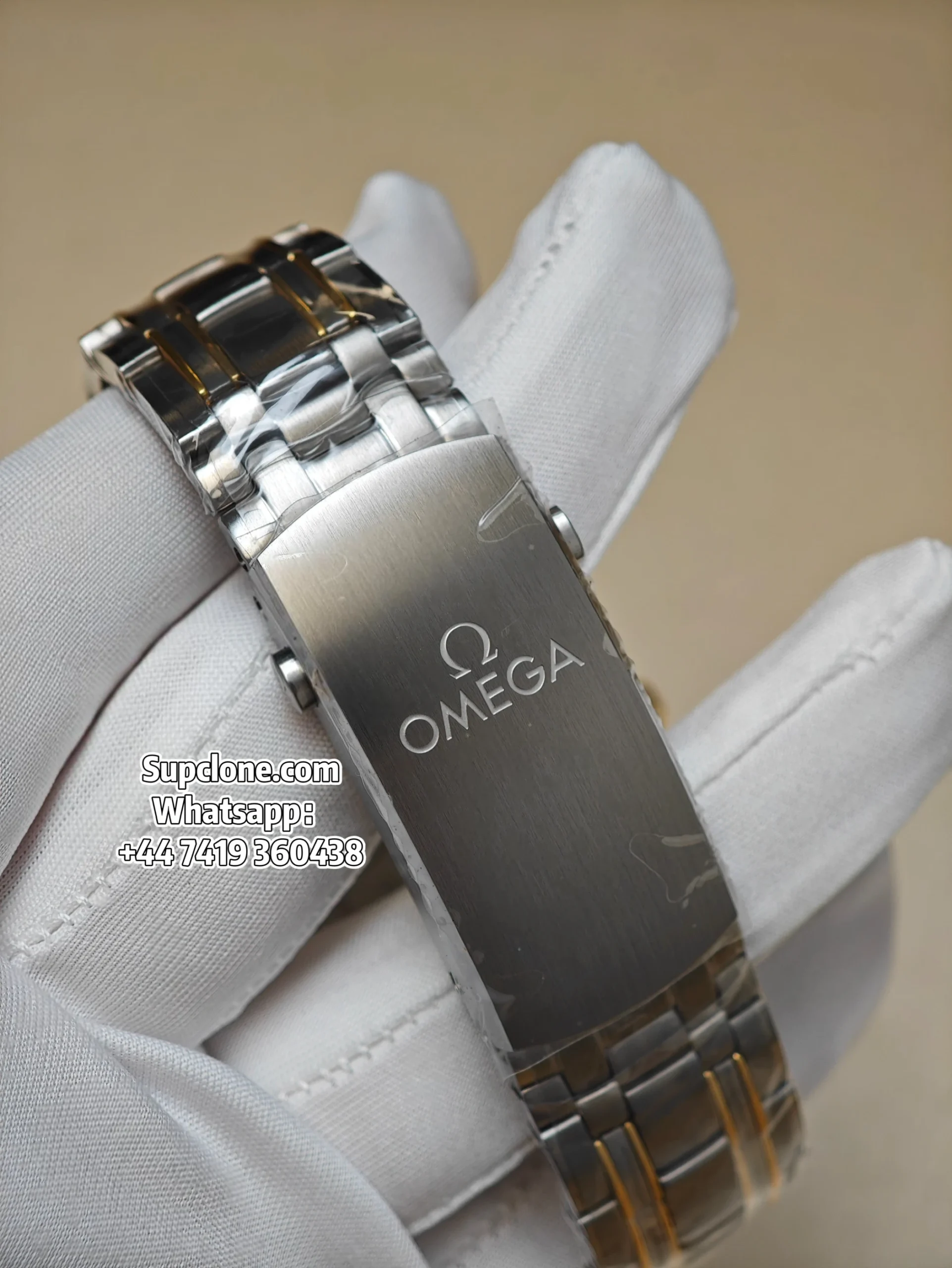 Omega Super Clone Seamaster Diver 300M 210.20.42.20.03.001 42mm Two-Tone (4) Omega Super Clone Seamaster Diver 300M 210.20.42.20.03.001 42mm Two-Tone