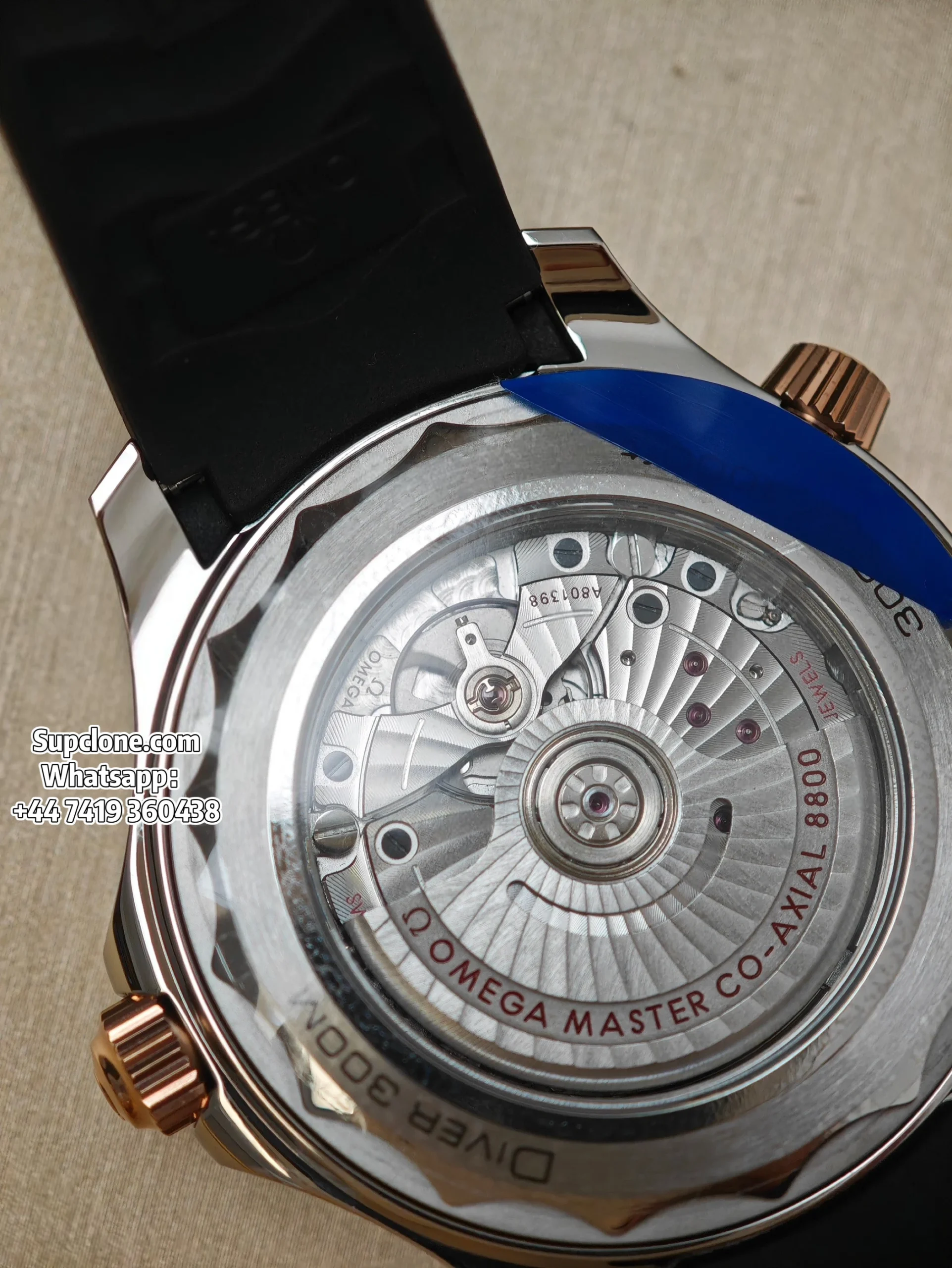 Omega Super Clone Seamaster Diver 300M 42mm Two-Tone Black Dial Rubber Strap