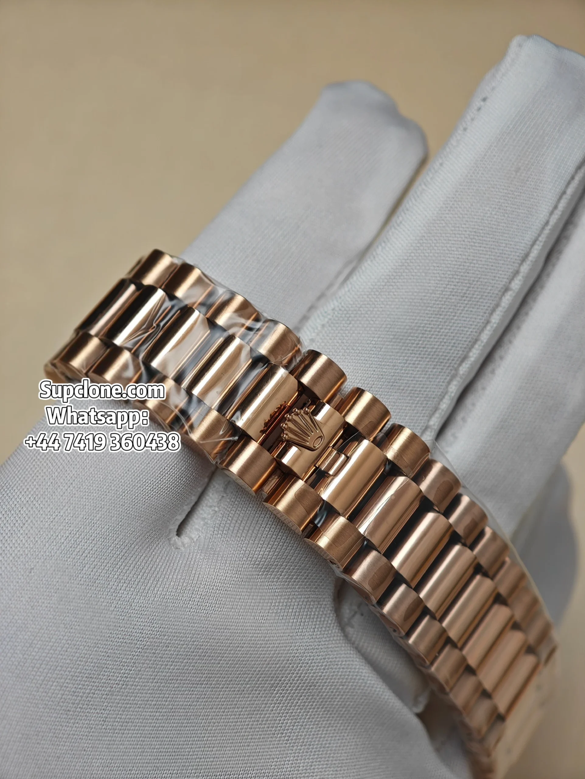 Rolex Super Clone Watches Day Date 18K Rose Gold Diamond Chocolate Dial 40mm (4) Rolex Super Clone Watches Day Date 18K Rose Gold Diamond Chocolate Dial 40mm m228235