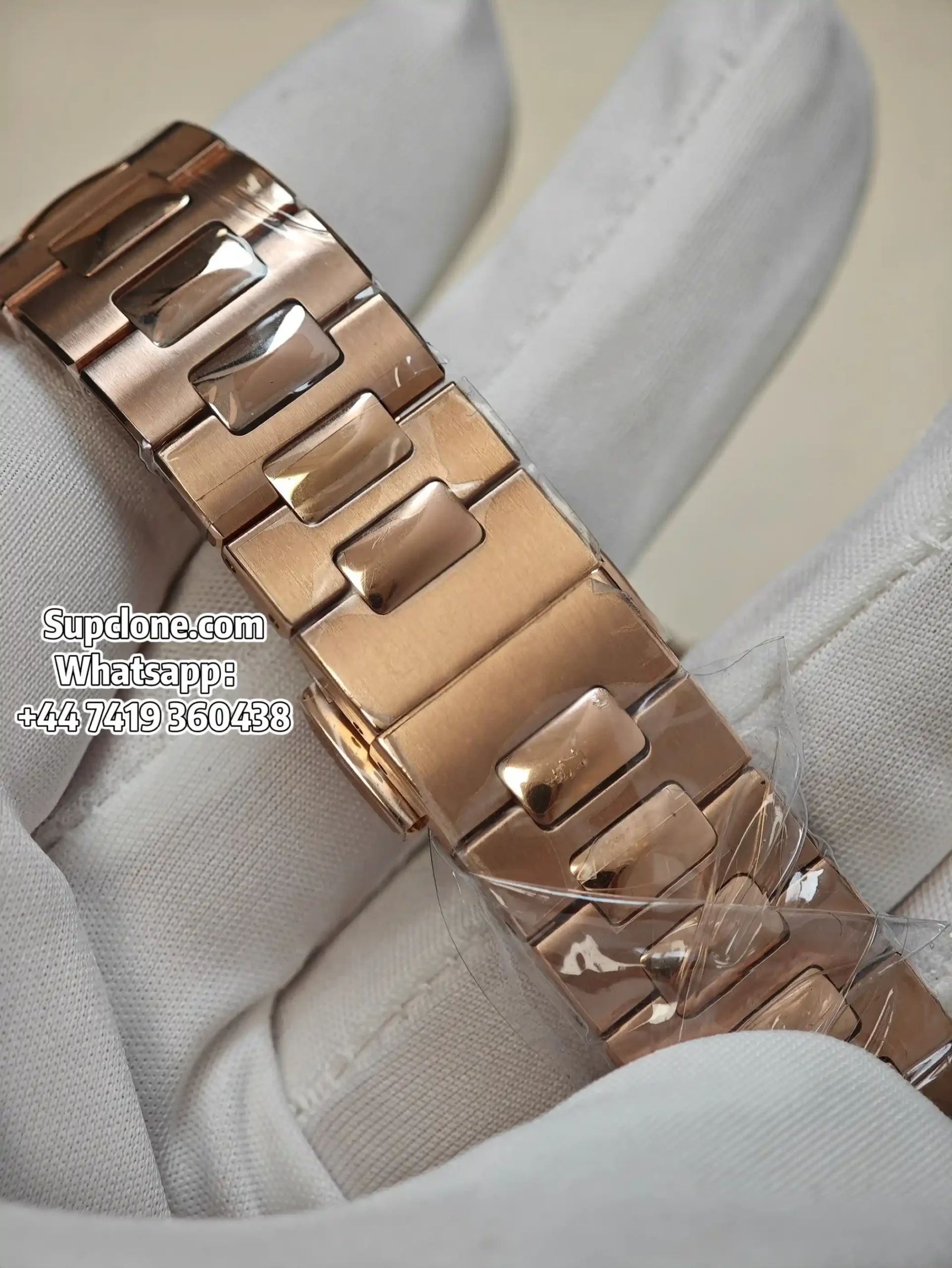 Patek Philippe Super Clone Watches Nautilus 5712/1R-001 Rose Gold Tungsten Cal.240
