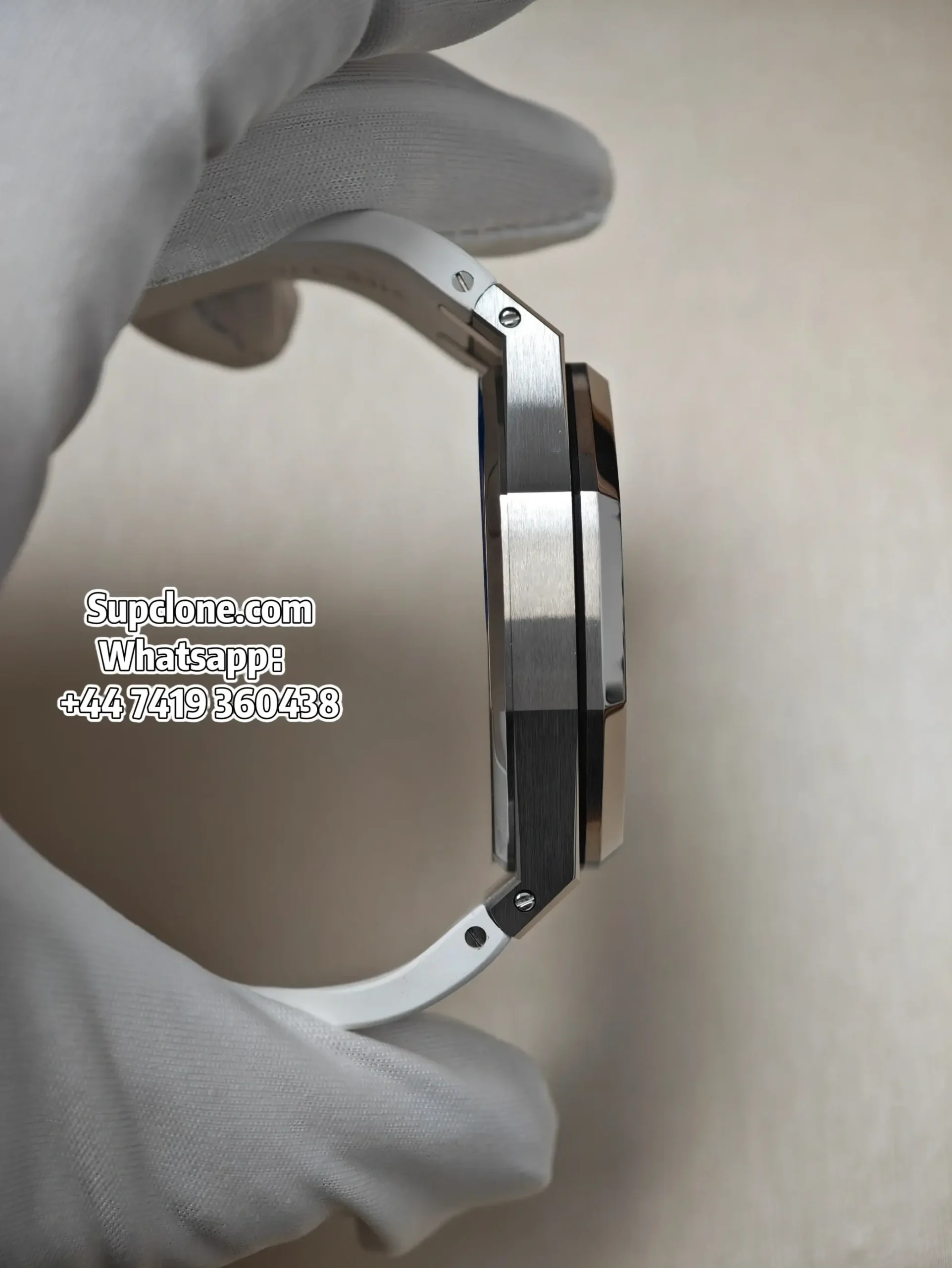 Audemars Piguet Super Clone Watches Royal Oak 41 15500ST Silver Dial White Rubber Strap (2) Audemars Piguet Super Clone Watches Royal Oak 41 15500ST Silver Dial White Rubber Strap