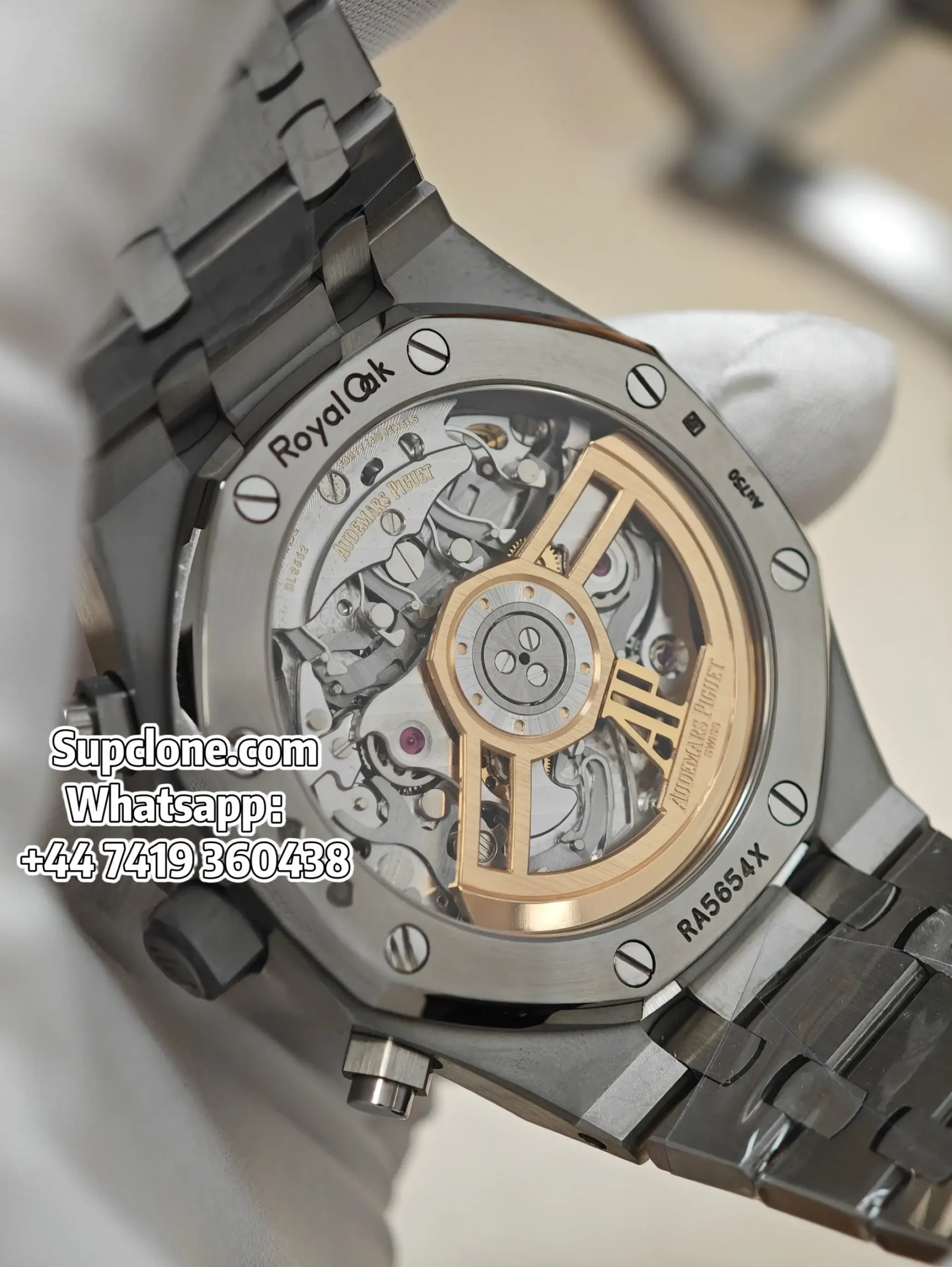 Audemars Piguet Super Clone Watches Royal Oak Chrono 41 26240 Frosted Gold Blue Dial (6) Audemars Piguet Super Clone Watches Royal Oak Chrono 41 26240 Frosted Gold Blue Dial